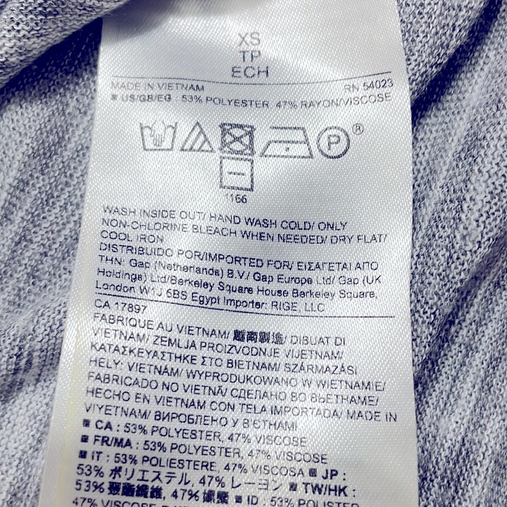 Banana Republic - Woman’s Long Sleeve w/Ruffles Top - Gray XS - Picture 4 of 6